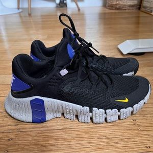 Nike Women Free Metcon 4 Training Shoe